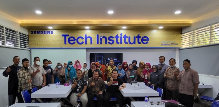 Samsung Tech Institute (STI) Hadir di SMK Negeri 2 Pekanbaru